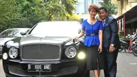 Gaya Matching dan Mewah Inul Daratista-Hotman Paris Hutapea