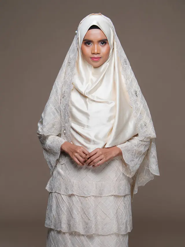 Model Gamis Brokat Elegan untuk Semua Bentuk Tubuh