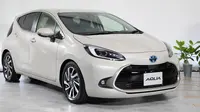Toyota Aqua Facelift 2025 Tampil Mirip Prius, Rilis Bulan Ini