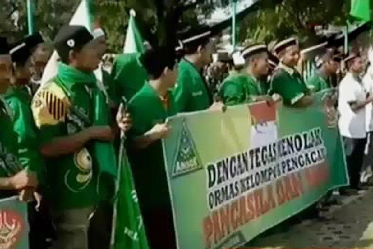  Unjuk Rasa Tolak HTI