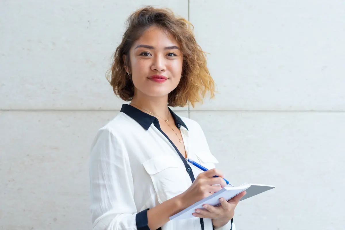 perempuan bekerja