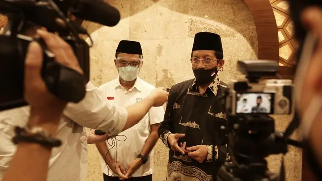 Yayasan Muslim Sinar Mas mendonasikan minyak goreng kemasan dalam Program Amaliyah Ramadan YMSM bersama Badan Pengelola Masjid Istiqlal (BPMI).
