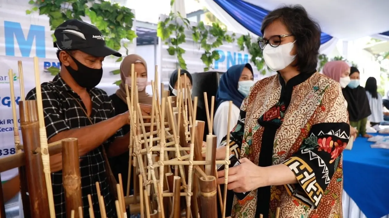 Program PNM Mekaar Diapresiasi Deputi Bidang Kesetaraan Gender KPPPA