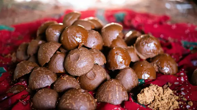 Perbedaan Gula Merah dan Gula Aren