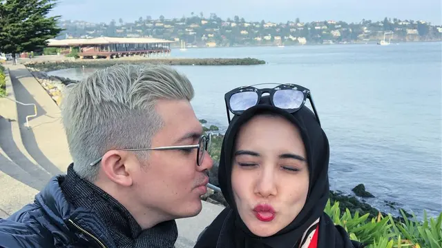 [Bintang] Zaskia Sungkar dan Irwansyah
