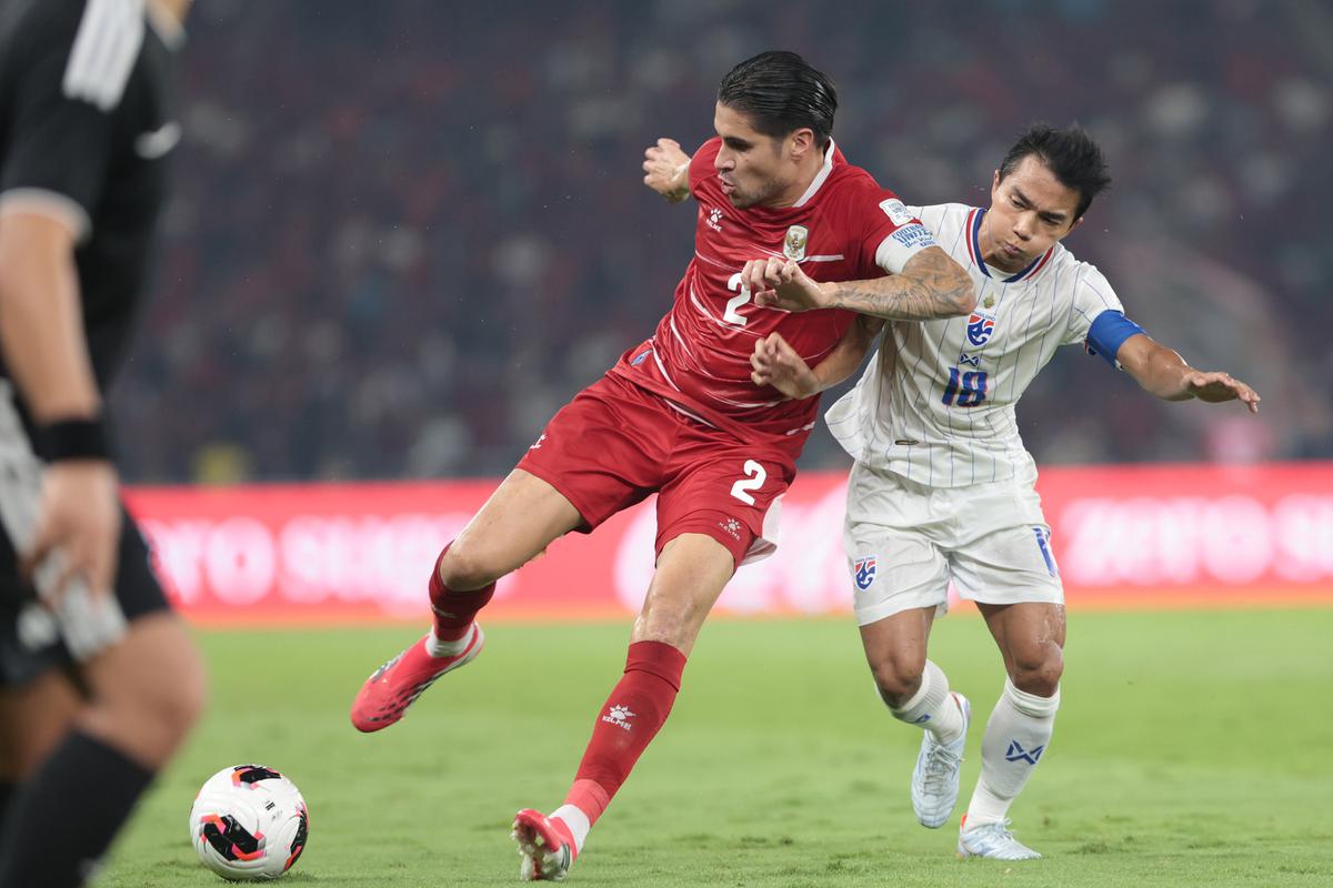 Timnas Indonesia Angkat Trofi FIFA ASEAN Cup 2026 di GBK