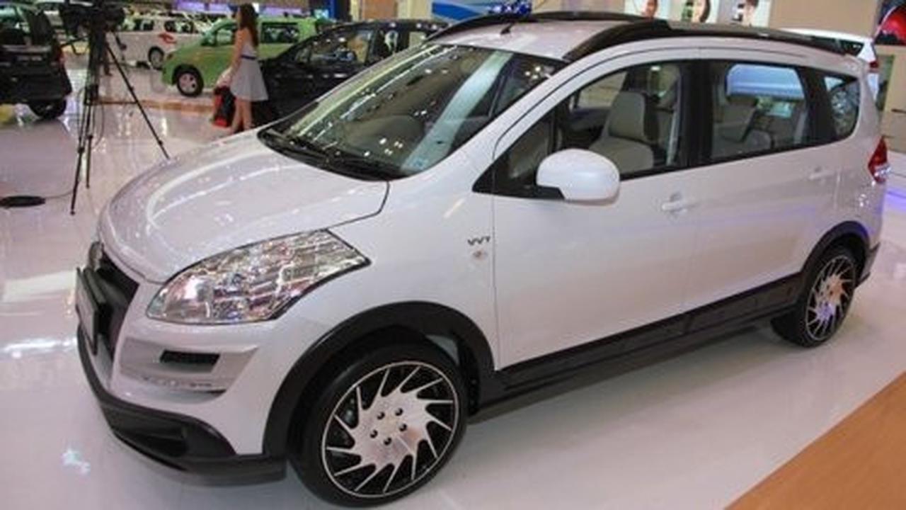 Menengok Suzuki Ertiga Crossover di GIIAS 2015