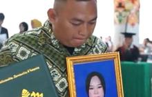 Momen Haru Ayah Gantikan Putrinya Wisuda di UIN Raden Intan Lampung, Sang Anak Berpulang karena Sakit