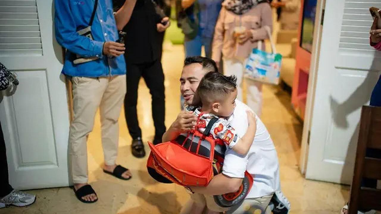 6 Potret Rayyanza Cipung Rayakan Ultah ke-3, Raffi Ahmad dan Nagita Slavina Lantun 5 Doa Indah