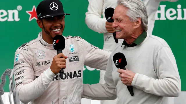 Hamilton Dedikasikan Kemenangan untuk Muhammad Ali