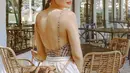 Terlihat sangat cantik dengan baju backless, punggung Wika Salim pun jadi sorotan netizen. (FOTO: instagram.com/wikasalim)