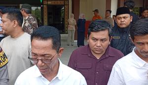 Wali Kota Batam Amsakar Achmad. (Liputan6.com/Ajang Nurdin)