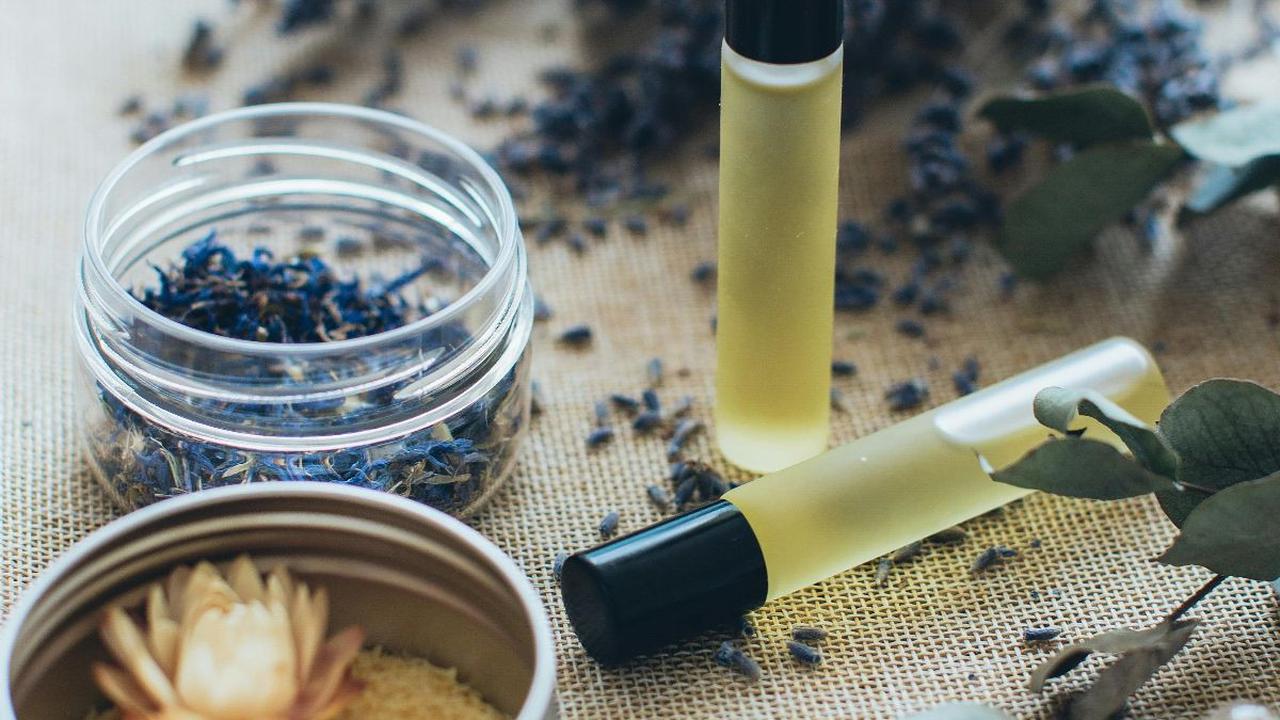 <b>Pilih Eau De Parfum dari Merek Lokal dengan Harga Terjangkau</b>