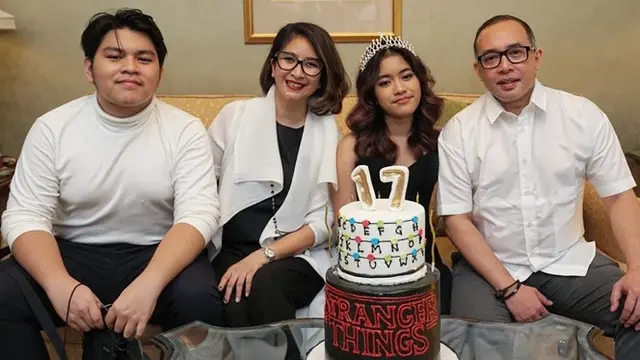 6 Potret Perayaan Ulang Tahun Jemima Jasmine Anak Novita Angie ke-17, Meriah