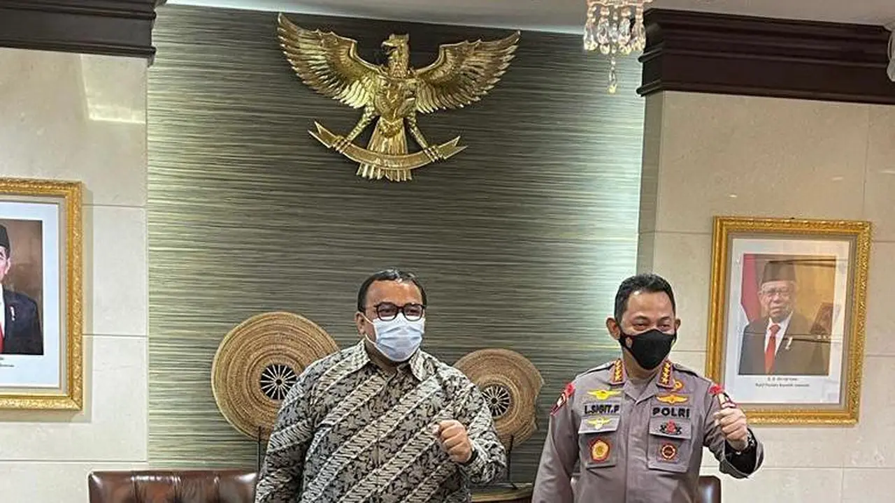 Kapolri Jenderal Listyo Sigit Prabowo menerima audiensi jajaran direksi perusahaan start up unicorn ke-7 di Indonesia yaitu Ajaib Group