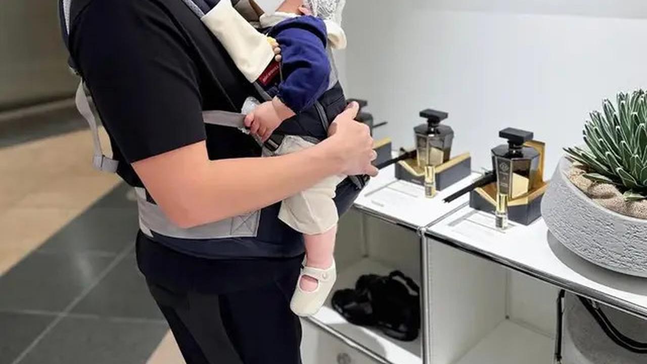Model Baju Bayi Baby R Anak Syahrini saat Rayakan Idul Adha 2025 di Tokyo, Tampil Manis dan Berkelas
