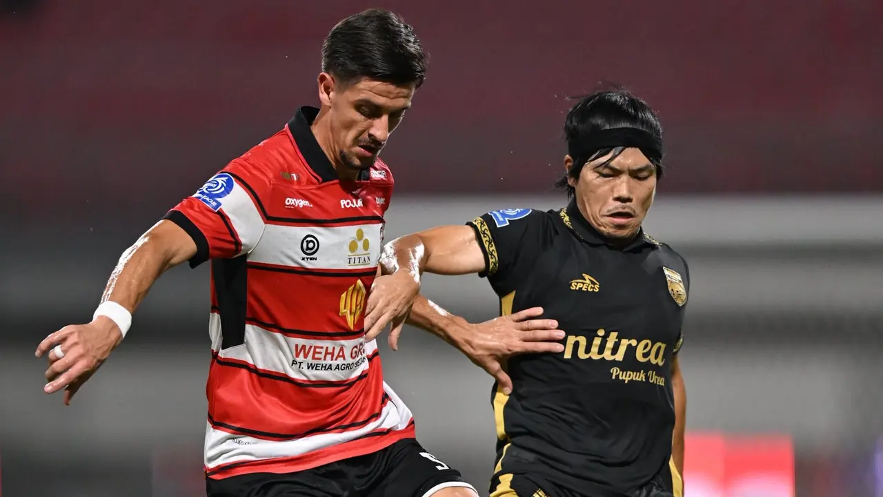 Madura United vs Borneo FC