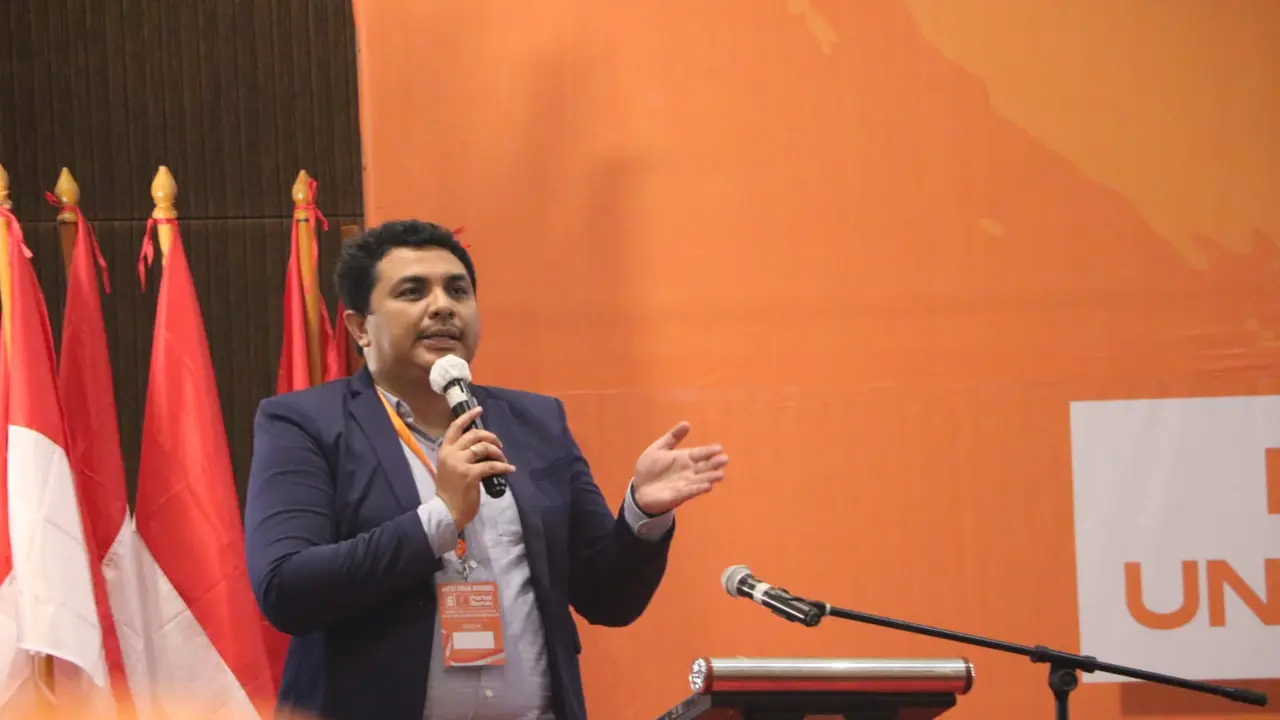 Staf Khusus Departemen Ideologi dan Kaderisasi Partai Buruh, Muhammad Ridha mengatakan, pengemudi ojek online kini menjadi salah satu tumpuan utama untuk menggerakan ekonomi dan bukan hanya sekedar bagian dari transportasi semata (Istimewa)