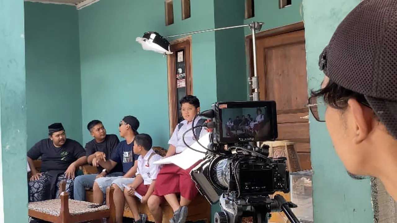 Dimas Zaenal, Ucup Klaten, dan Bakar Production
