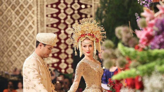 Panji Trihatmodjo dan Varsha Strauss