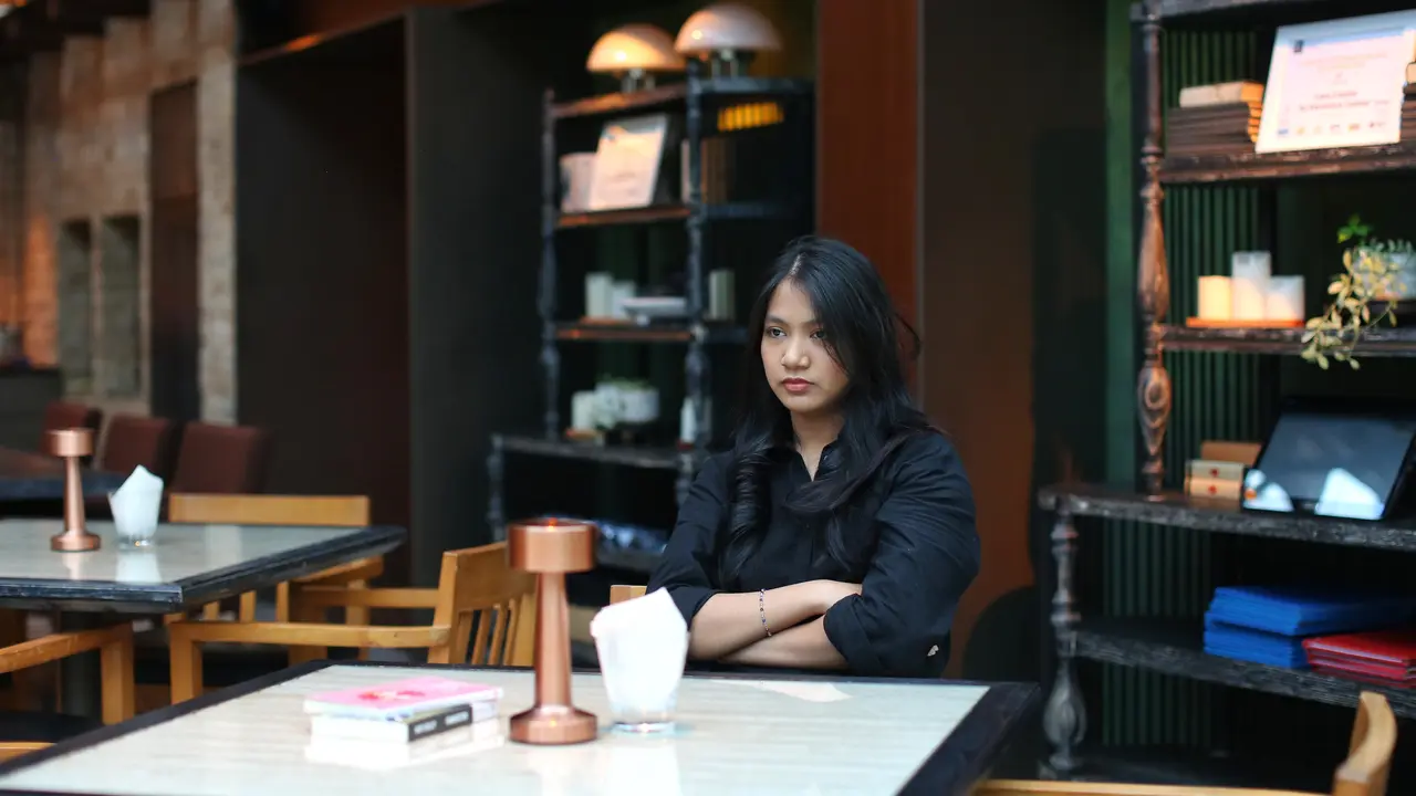 wanita mei sikap yang lebih baik
