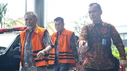 Andi Narogong diperiksa KPK sebagai tersangka terkait kasus dugaan korupsi mega proyek e-KTP, Jakarta, Senin (22/5). (Liputan6.com/Helmi Afandi)