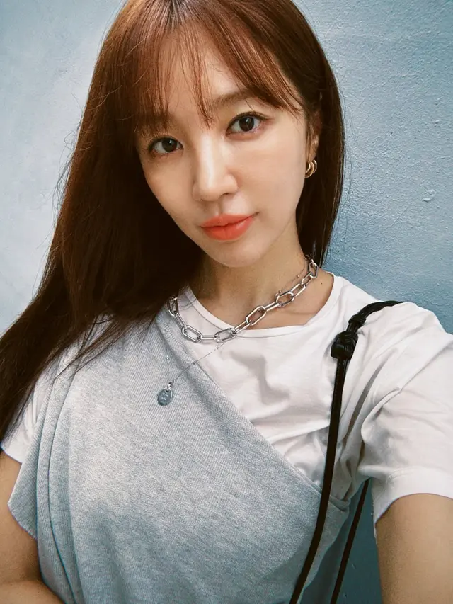 Yoon Eun-hye tetap Berbagi Kehidupan Sehari-hari yang Damai di Tengah Pengumuman Pernikahan Kim Jong-kook