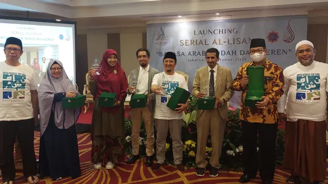 Ustaz Yusuf Mansur  peluncuran buku AL-LISAN AL-UMM di kawasan Gatot Subroto, Jakarta Selatan, Rabu (13/10/2021).