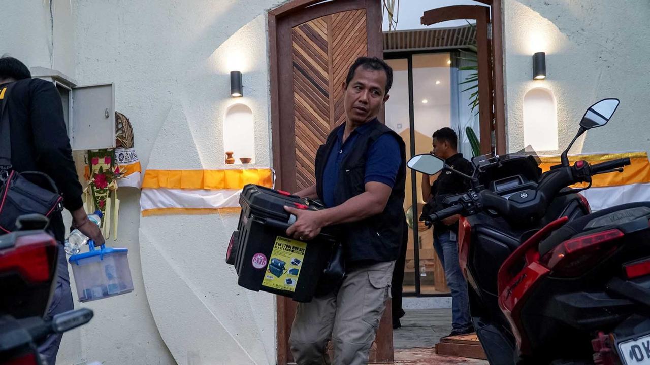 FOTO:  Polisi Olah TKP Villa di Badung Bali Lokasi Penembakan 2 WNA Australia