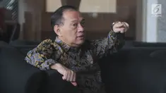 Mantan Menteri Keuangan Agus Martowardojo berada di ruang tunggu seusai menjalani pemeriksaan di Gedung KPK, Jumat (17/5/2019). Agus Martowardojo memenuhi panggilan KPK sebagai saksi kasus dugaan korupsi proyek e-KTP untuk tersangka anggota DPR Fraksi Golkar Markus Nari. (merdeka.com/Dwi Narwoko)