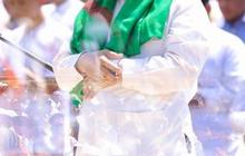 Ribuan Masyarakat Banyuwangi Gelar Salat Istisqa, Bupati Ipuk: Melengkapi Ikhtiar