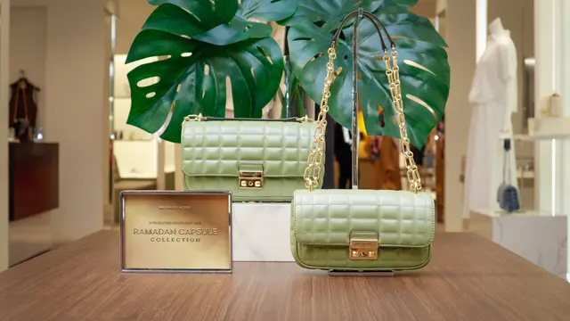 Tren Hijau Sage yang Dibawa Michael Kors Sebagai Inspirasi Outfit Lebaran, Ada Koleksi Tas hingga Sepatu