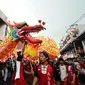 Tarian Naga memeriahkan puncak perayaan cap Go Meh dan Pesta Rakyat Bogor 2016 di Kota Bogor, Senin (22/2/2016). Puncak perayaan Tahun Baru Imlek 2567 di Kota Bogor juga dimeriahkan dengan Pesta Rakyat