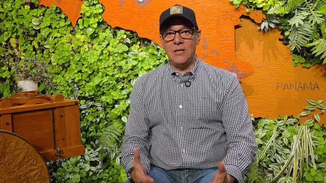 Beto Pimentel, Senior Green Coffee Trader Starbucks