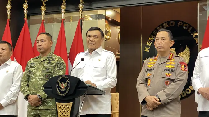 Menko Polkam Bantah Pemasangan Pagar Mal Antisipasi Kerusuhan