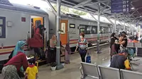 PT KAI Divre 1 Sumut mengoperasikan KA Lokal Siantar Ekspres relasi Medan-Siantar (PP) sebanyak 4 perjalanan setiap hari