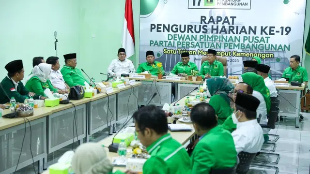 Plt Ketua Umum Partai Persatuan Pembangunan (PPP) Muhamad Mardiono menggelar Rapat Pengurus Harian ke-19 di Kantor DPP PPP, Menteng, Jakarta Pusat.