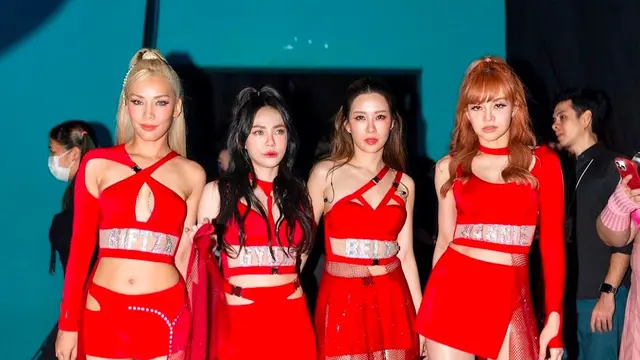 Grup Girly Berry asal Thailand