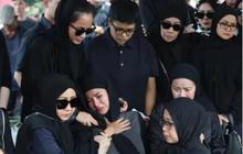 Baru Pulang dari Luar Kota, Olla Ramlan Kehilangan Momen Terakhir Bersama Ibunda