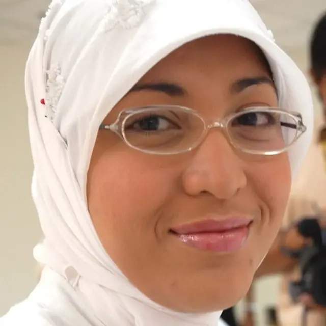 Genap 47 Tahun, 6 Potret Lawas Devi Permatasari Ini Bukti Cantik Sedari Dulu