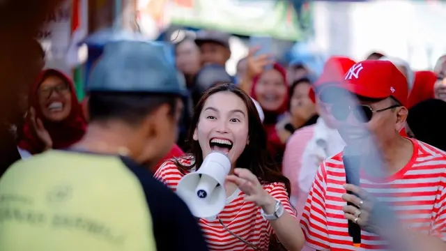 Ayu Ting Ting Dekat Tetangga