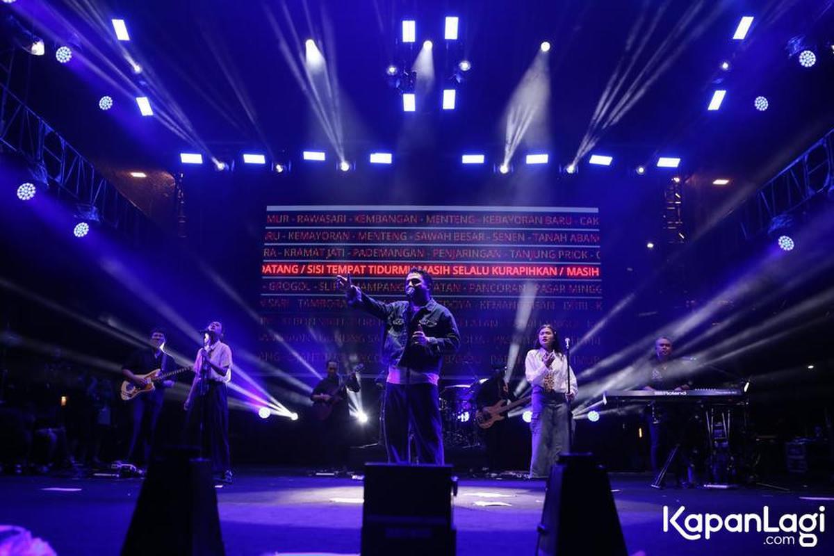 10 Potret Sal Priadi Sukses Bikin Penonton KLBB BRI Festival 2025 Menangis, Terlarut dalam Emosi