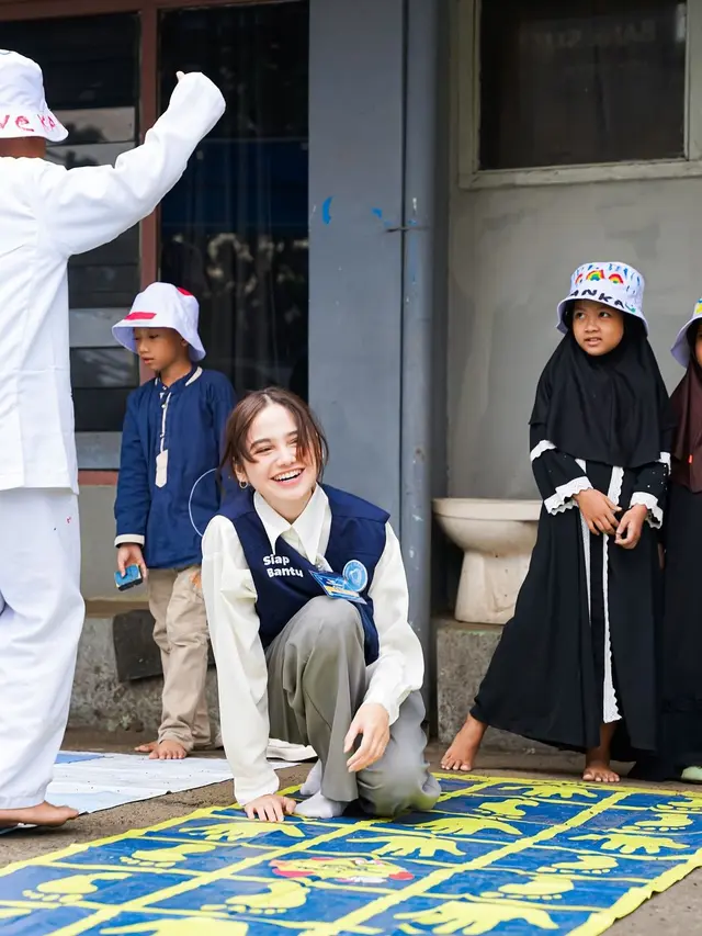 Sama-Sama Punya Jiwa Sosial, OOTD Kembar El Rumi dan Syifa Hadju Saat Syukuran Rayakan Ulang Tahun di Panti Asuhan