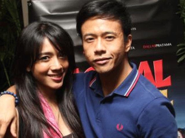 8 Tahun Nikah Dhea Ananda Ariel Nidji Sering Disangka Pacaran Showbiz Liputan6 Com