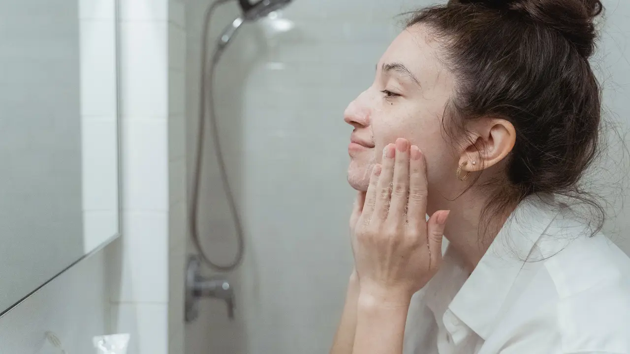 Saat Air Mandi Ikut Jadi Bagian dari Rutinitas Skincare