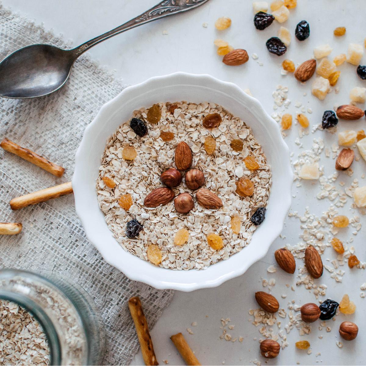 Contoh ilustrasi oatmeal