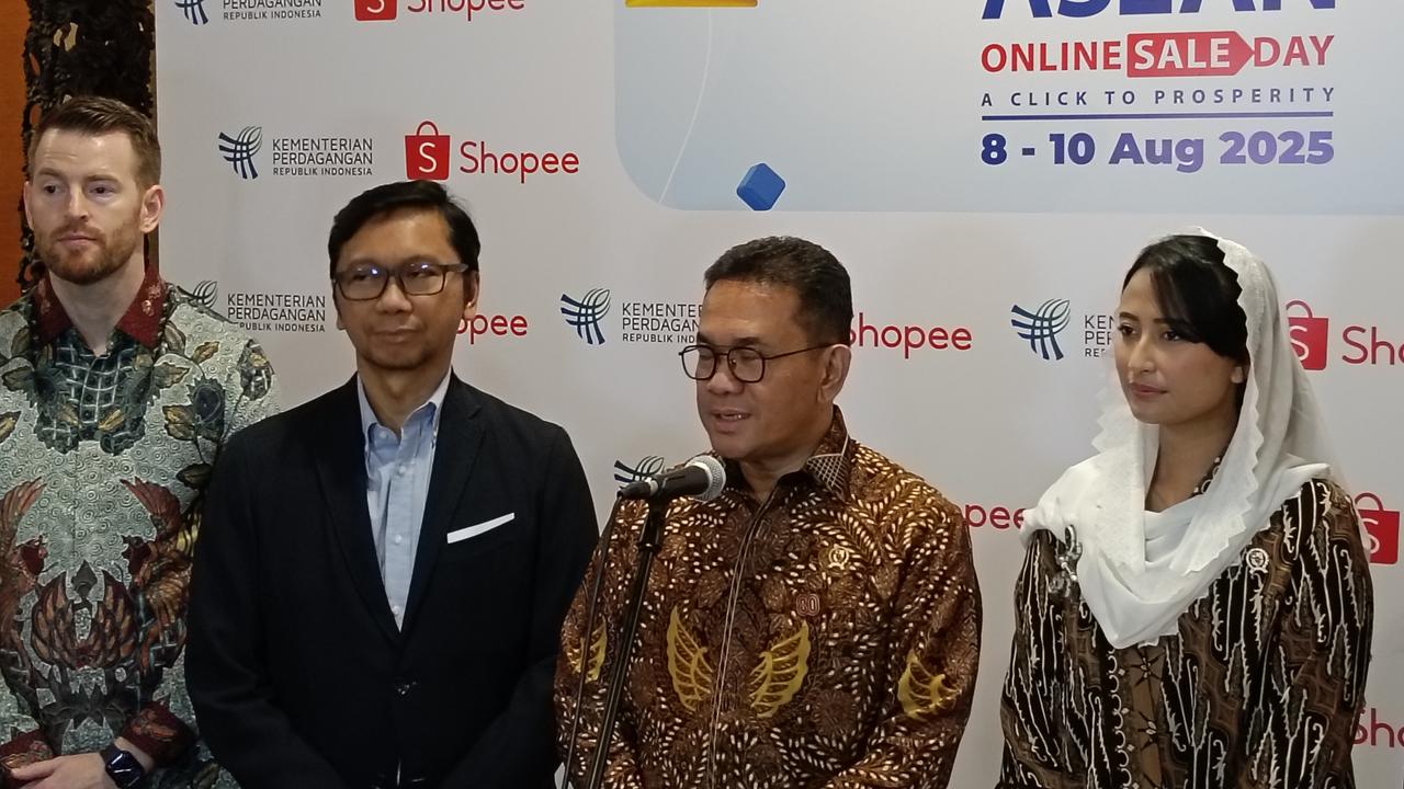 Tarif Trump 19 Persen Berlaku Mulai Hari Ini, Mendag Masih Terus Nego Hingga Dapat Nol Persen