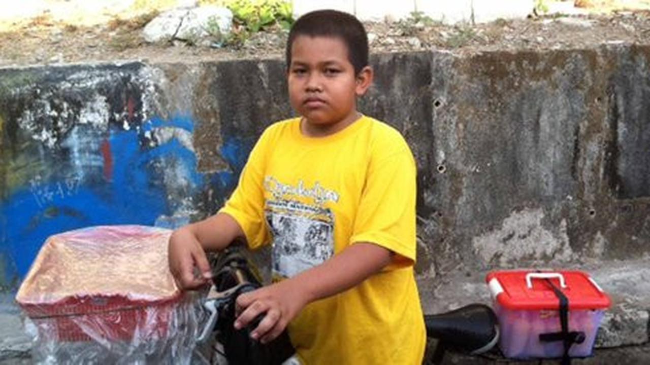 Jualan sandwich, Rizal sisihkan uang untuk nabung & infak