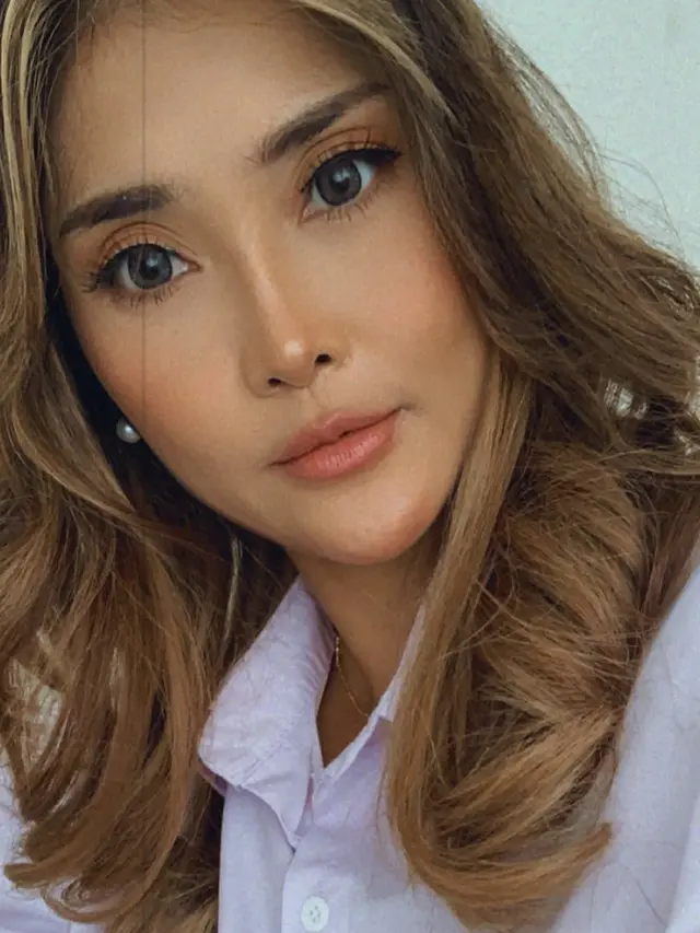 Pesona wajah awet muda Eva Anindita yang Dikenal Sebagai Ratu Sinetron Antagoni, @eva_anindita_zachrie
