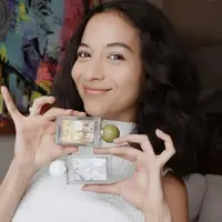 Keharuman sempurna dengan wewangian futuristik, jaga mood sepanjang hari.